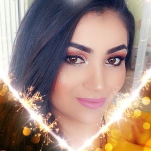 Meet your Posher, Zoraida